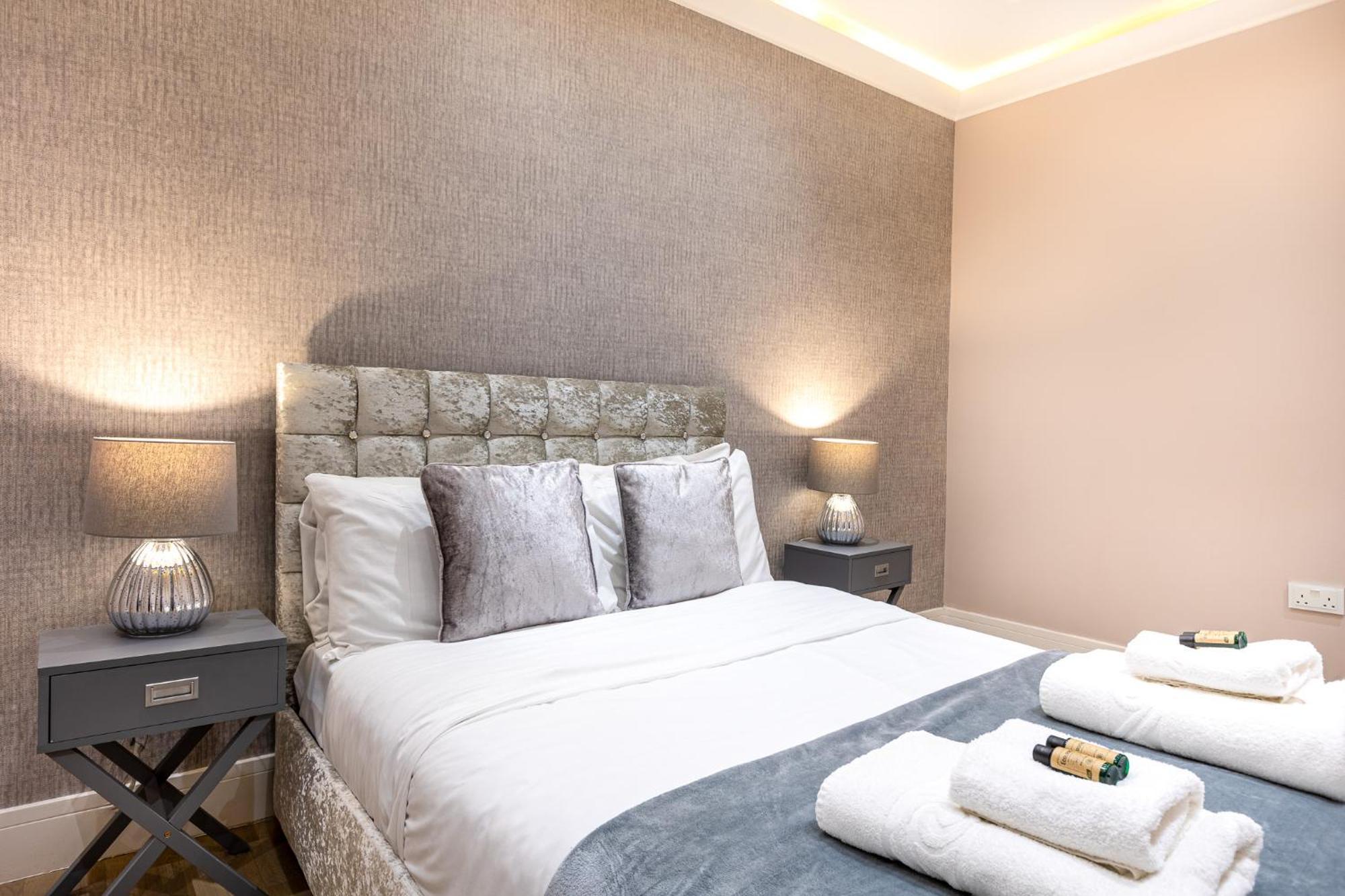 Modern 4 Bdr 3 Bth Apt Minutes From Edgware Road London Exterior foto